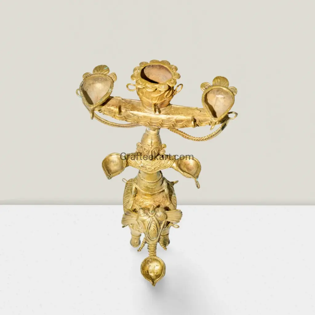Dokra multi-tiered lamp TT top view_result.webp