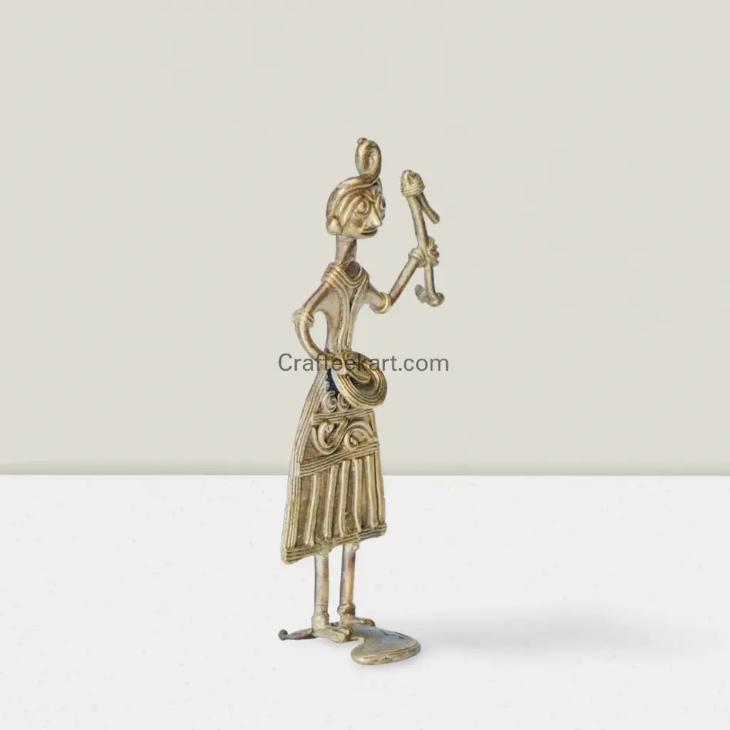Dokra bronze tibal musician sideL_result.webp
